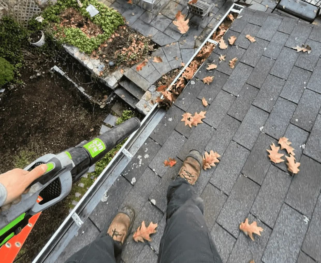 Gutter Cleaning service in Broadview Heights, OH